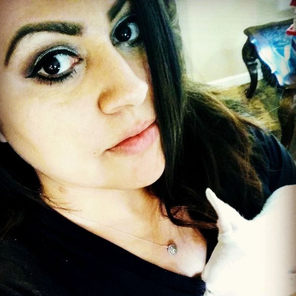 Meet your Posher, Christina - Picture 1 of 1